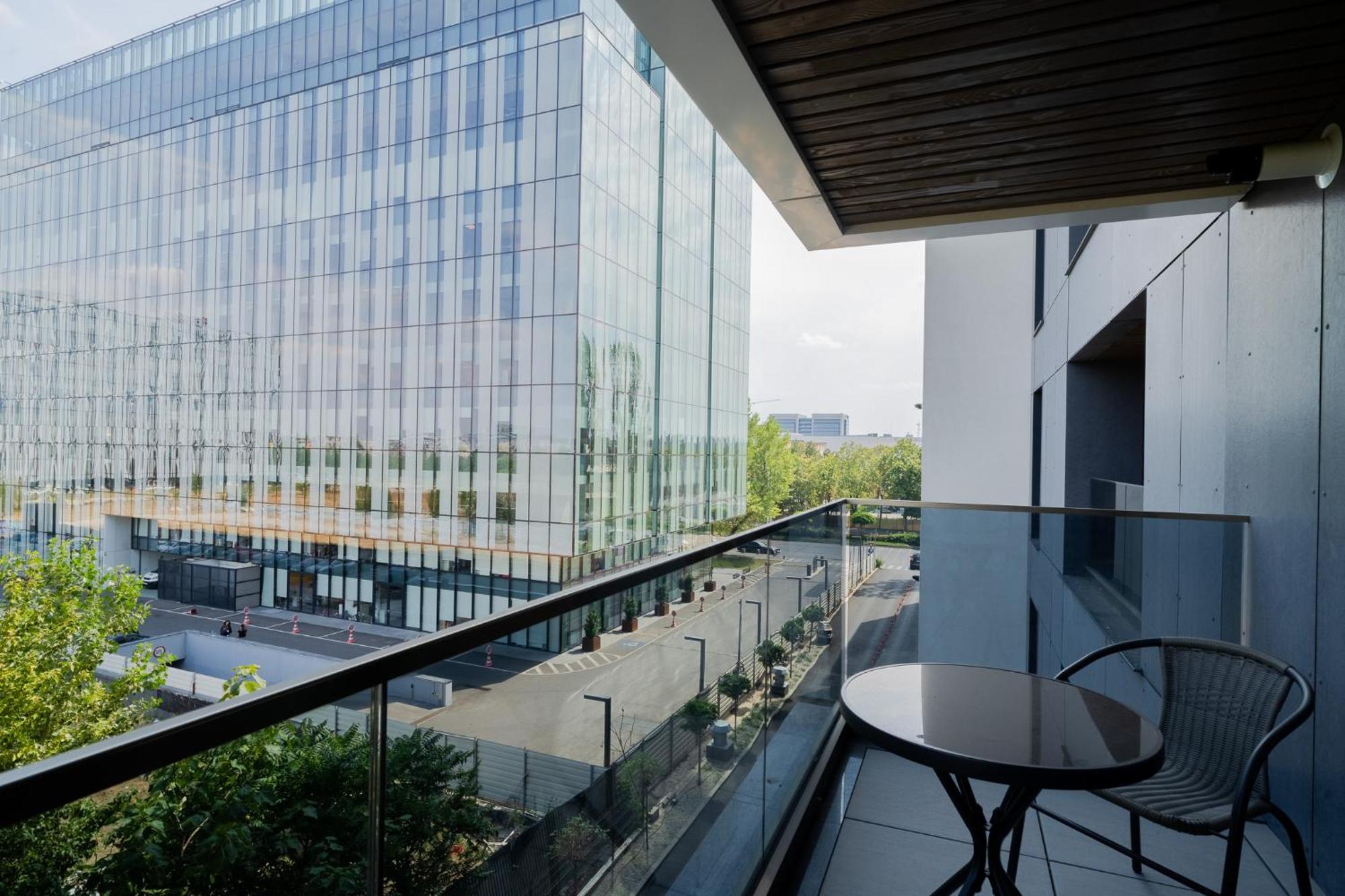 Amazing View Apartments - Iuliu Maniu & Politehnica Park Bukarest Exterior foto