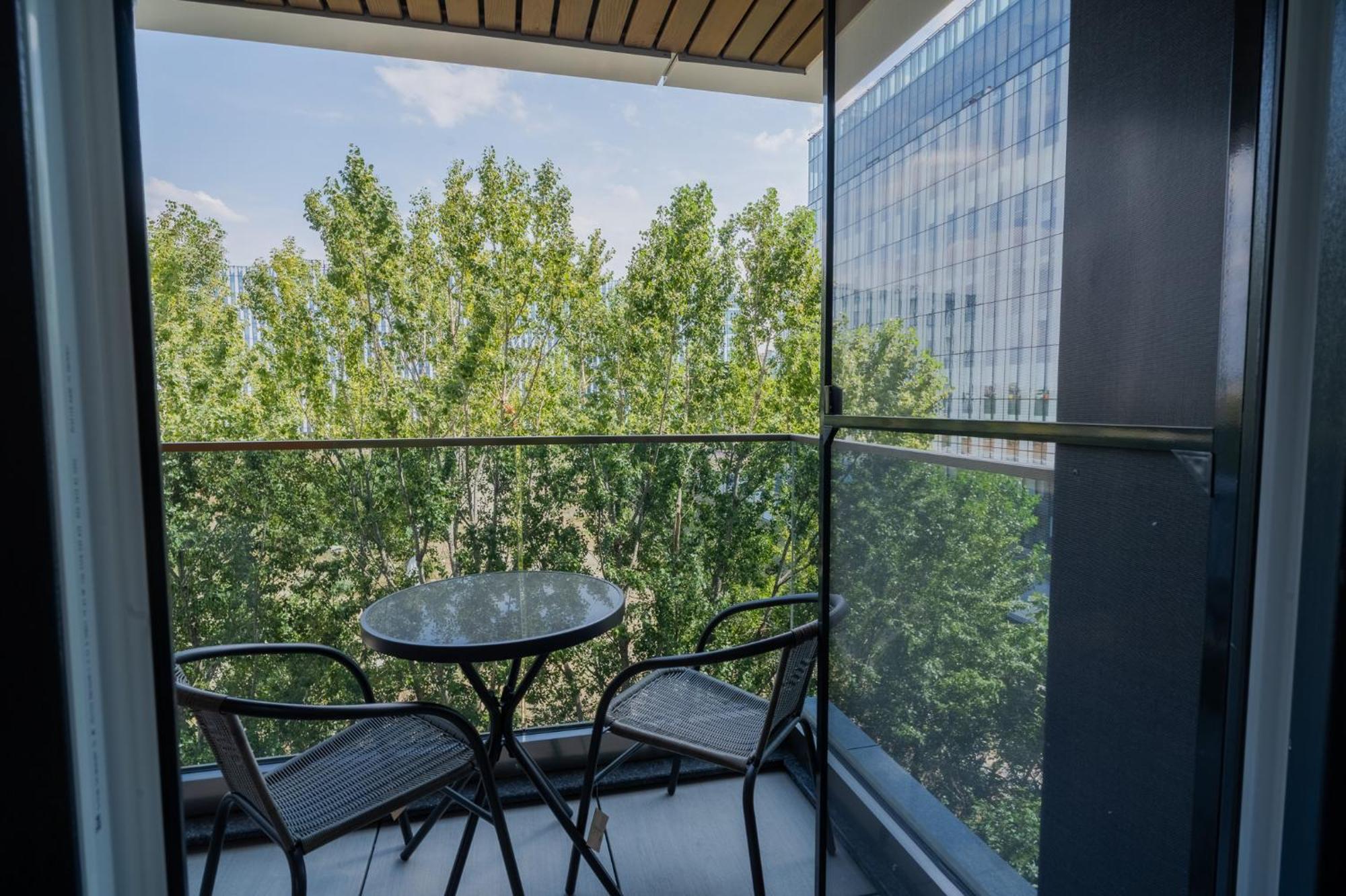 Amazing View Apartments - Iuliu Maniu & Politehnica Park Bukarest Exterior foto