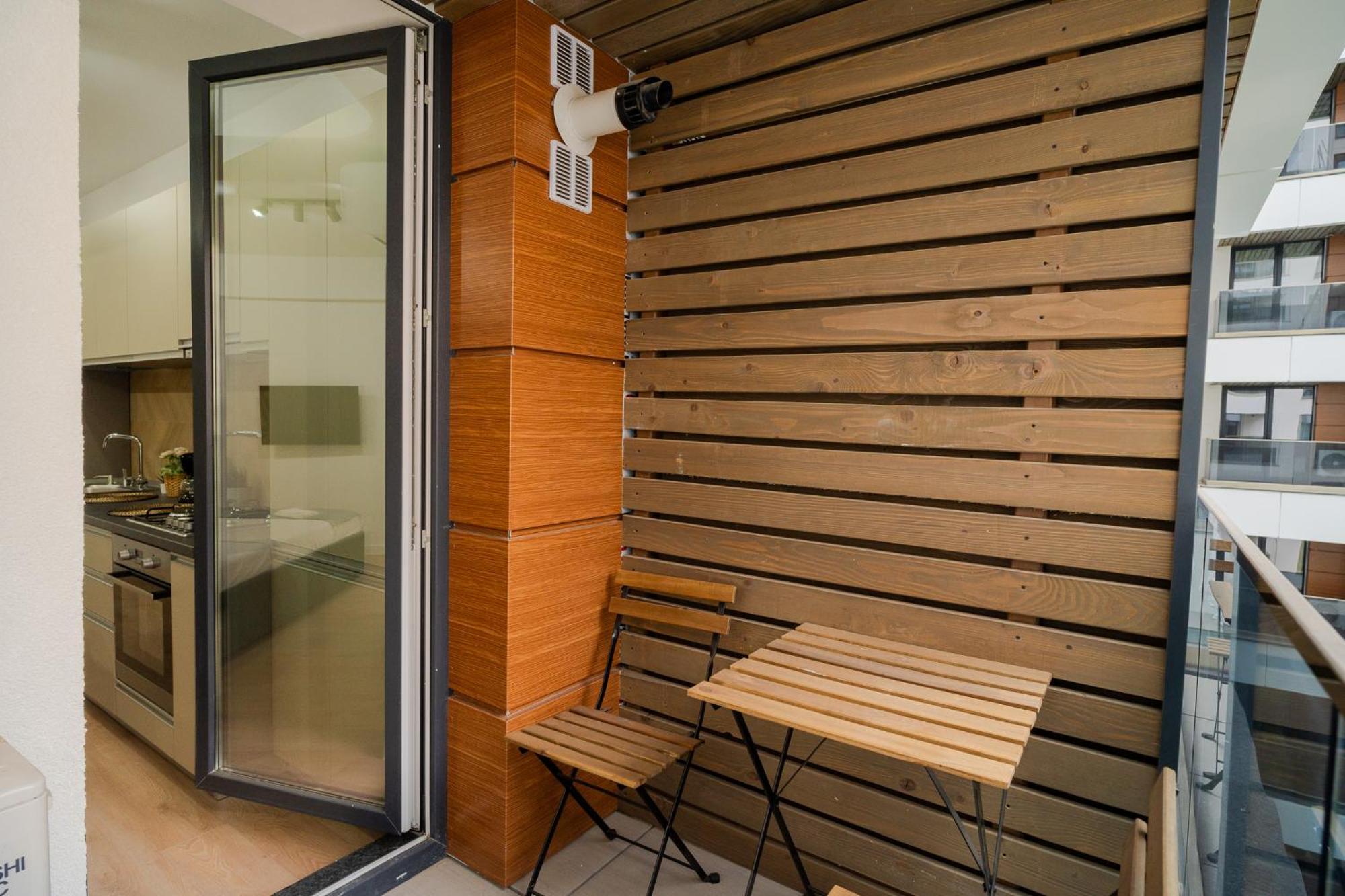 Amazing View Apartments - Iuliu Maniu & Politehnica Park Bukarest Exterior foto